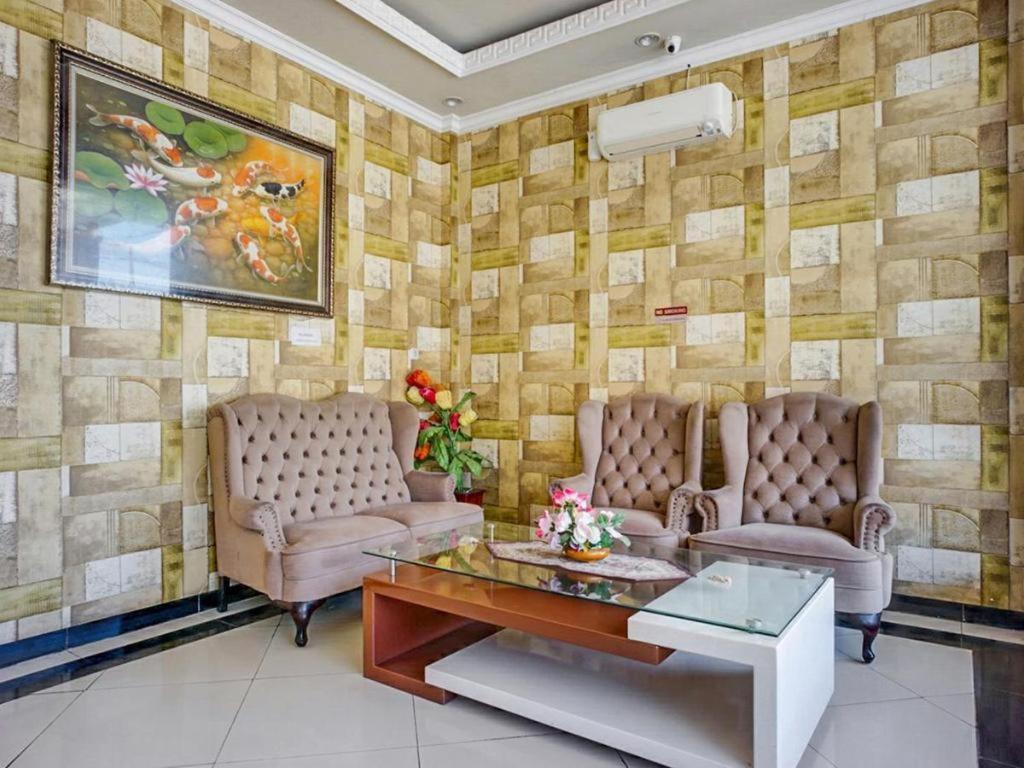 Oyo 3157 Grand Hotel